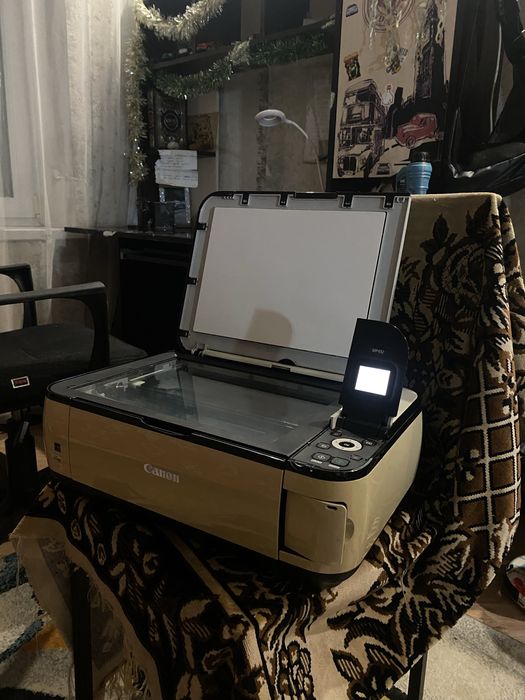 Продам принтер Canon
