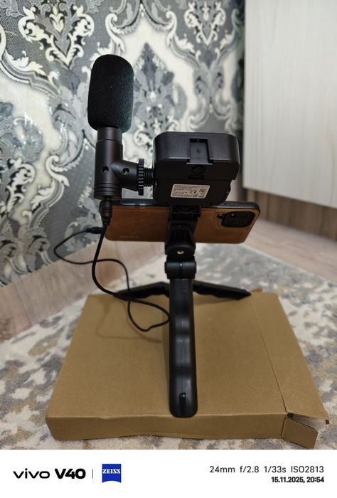 набор 5-в-1 с штативом, светодиодная лампа, микрофон и крепление