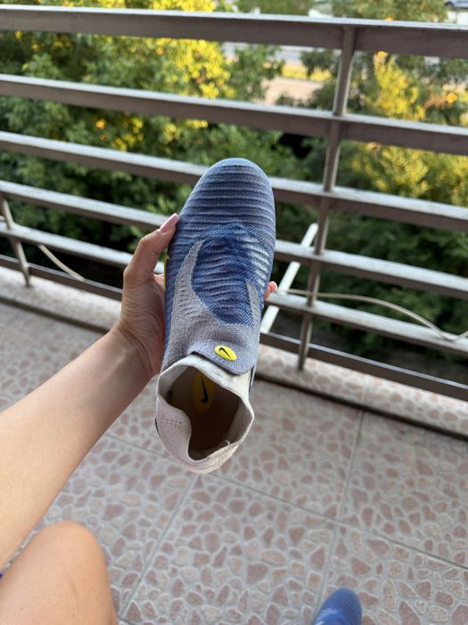 Nike Phantom 36.5