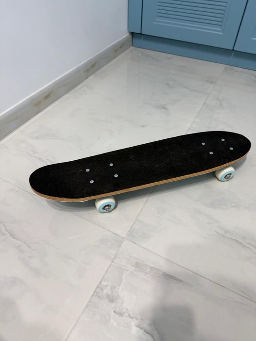 Skateboard Reaper choco- ca nou, folosit foarte puțin