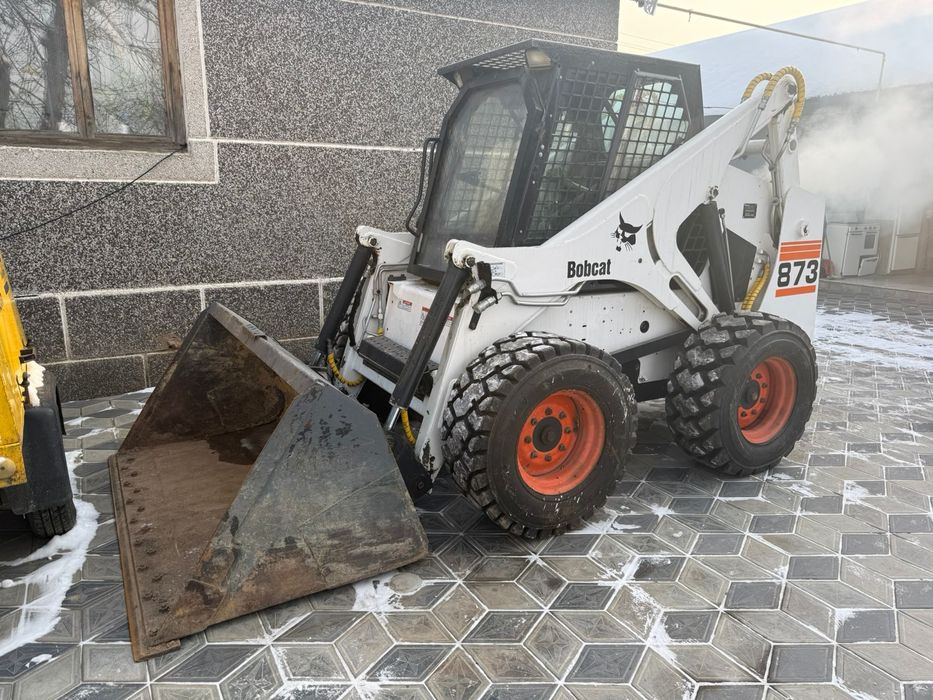Услуги мини погрузчика (Bobcat)