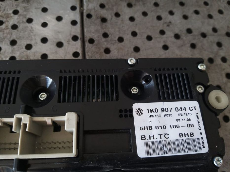 Panou comanda clima ac vw golf 5 1k 1k0907044ct 5hb01010600