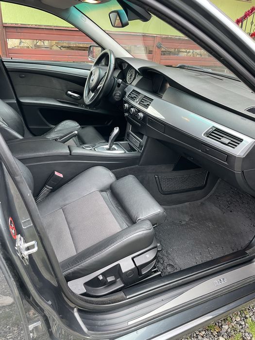 BMW  520d E61 Facelift (Touring)