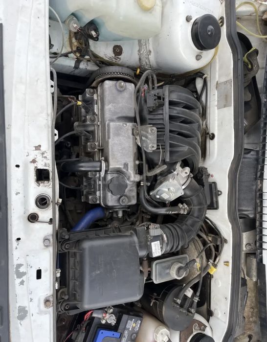 ваз 2114 Газ Бензин. 2012год