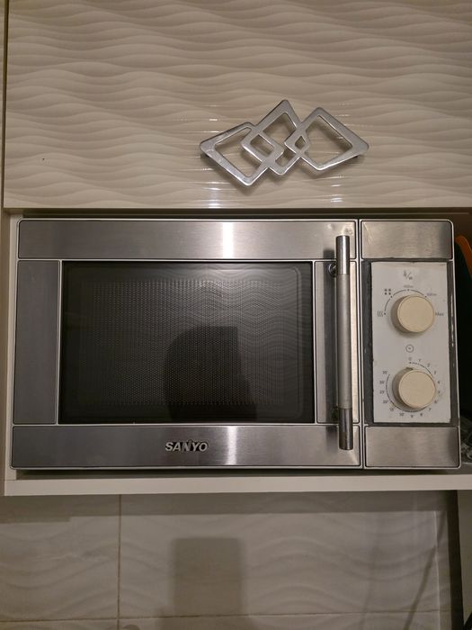 Микроволновая печь SANYO