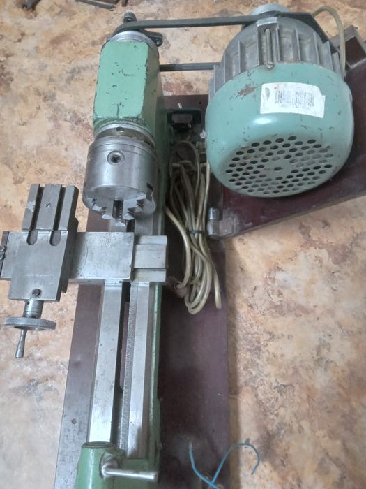 Продам токарный станок