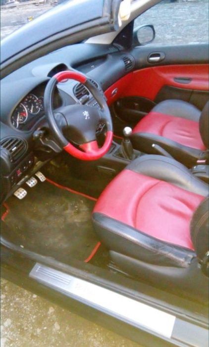 Aripa stanga fata neagra / negru peugeot 206 cc 1.6i nfu