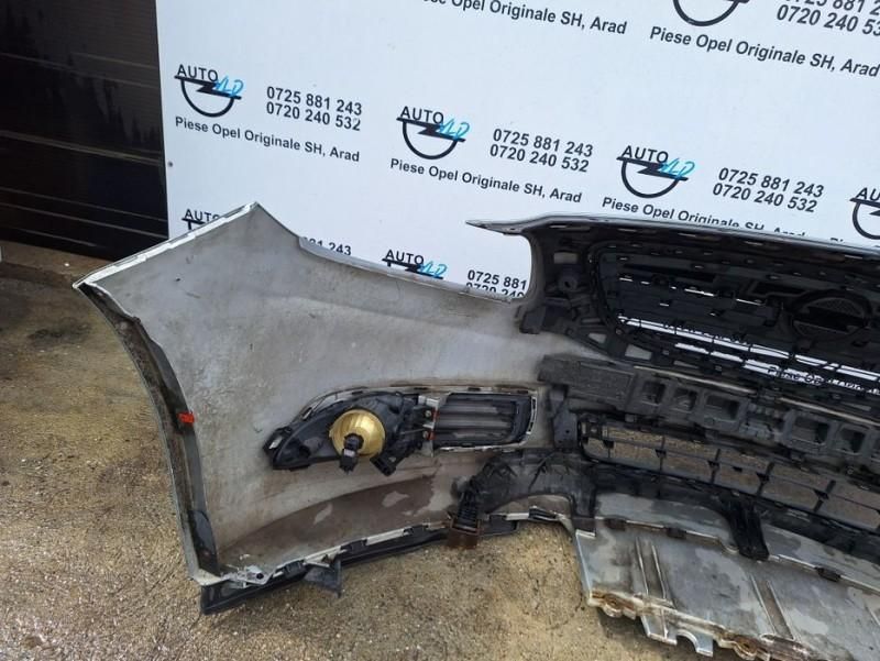 Bara fata cu grila si proiectoare Opel Insignia A