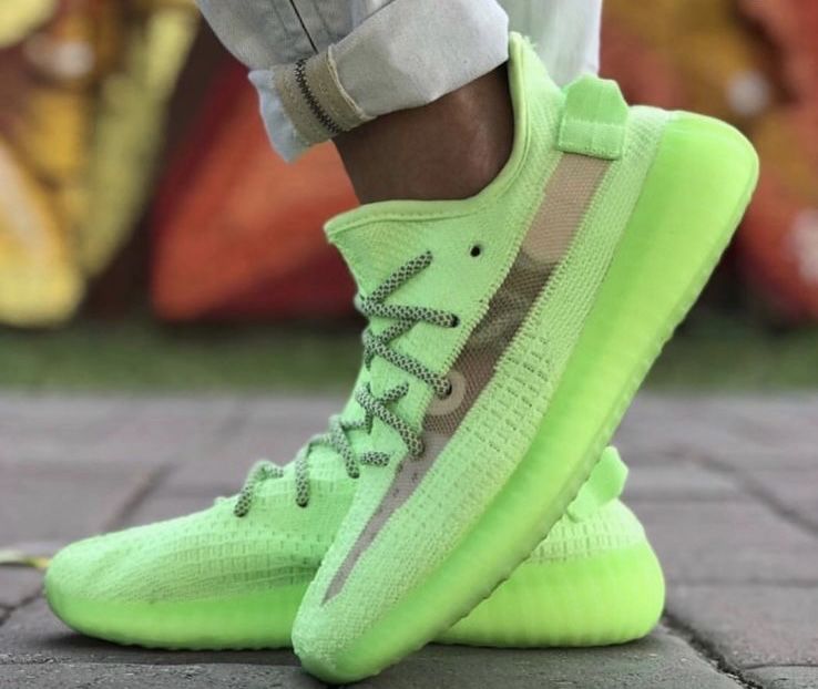 Продам кроссовки, новые