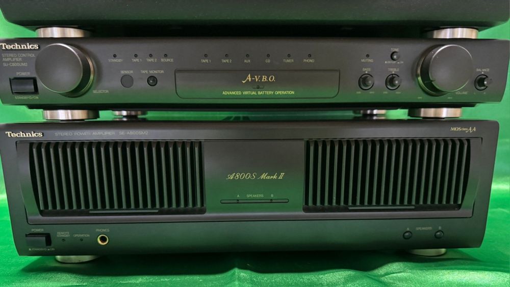 Linie audio Technics SE-A800MK2 , SU-C800MK2, RS-AZ6