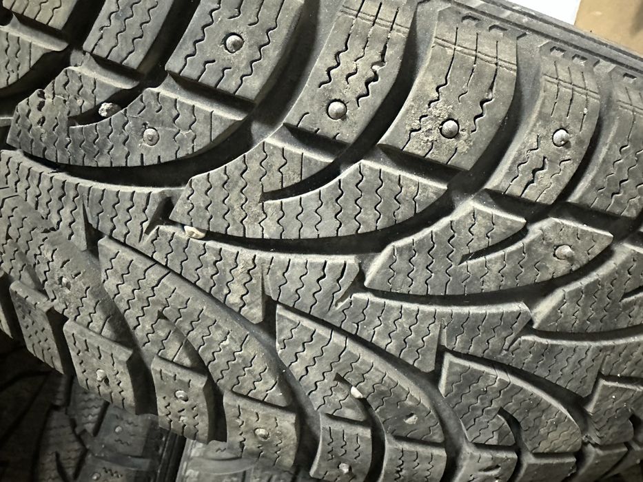 Продам зимнию резину