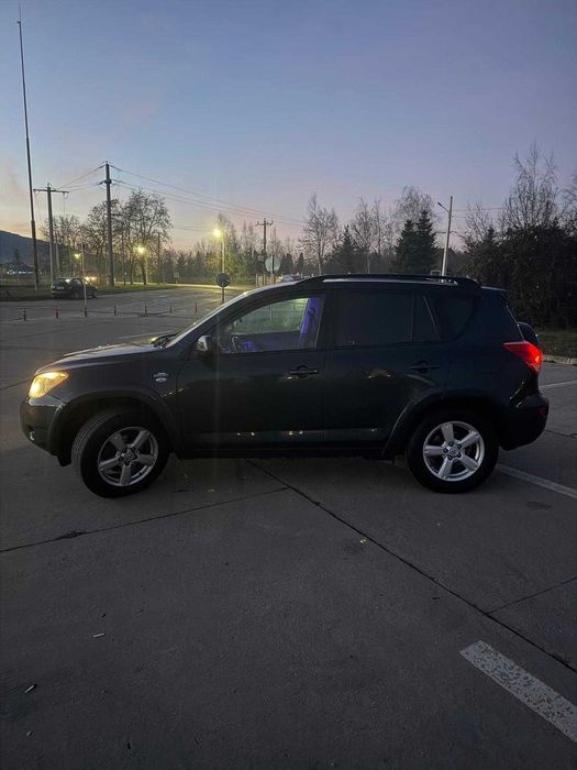 Toyota Rav 4 2.2 D-Cat 177CP