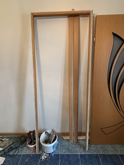 Продам межкомнатную дверь