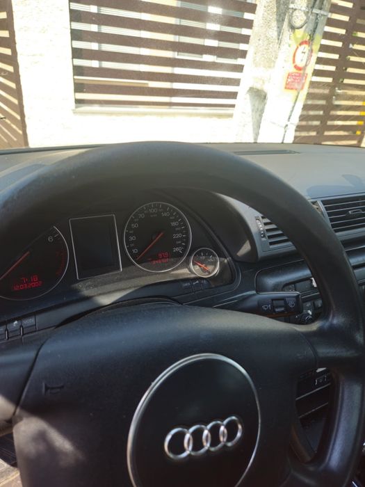 AUDI A4 2002 — imagine 5
