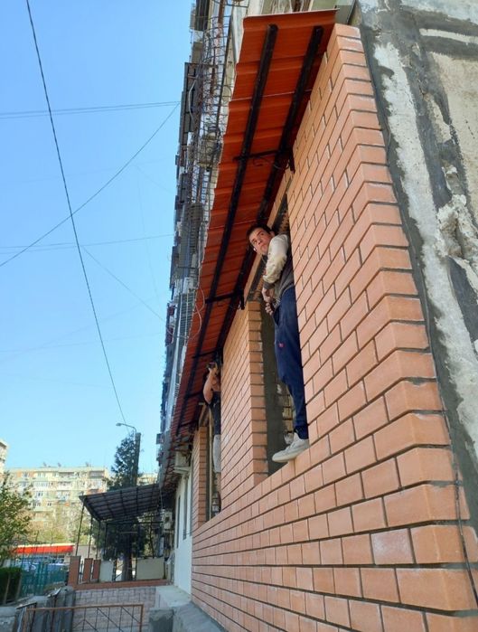 Кладка балкона.решотка и казерок