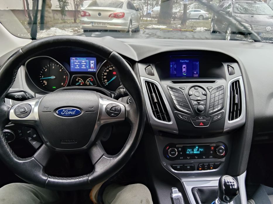 Vând Ford focus mk3