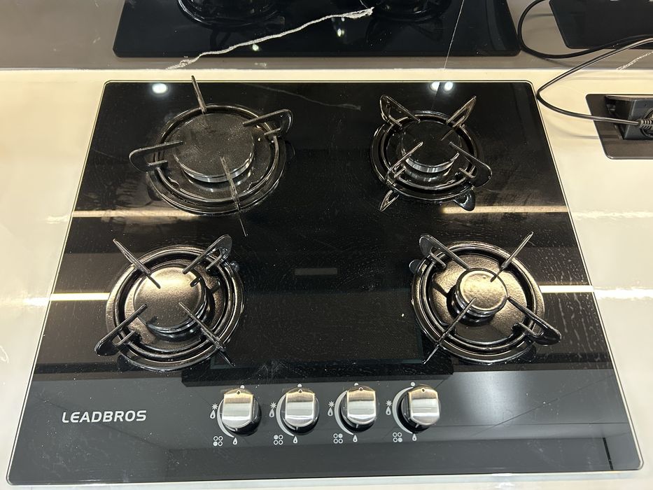 Варочная поверхность Leadbros GB6006GB-CI черный новая или обмен