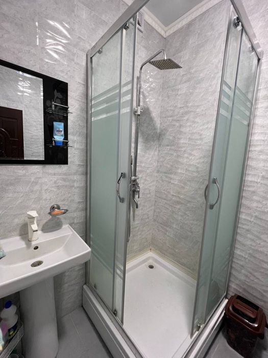 Урганч шахар Охун бобо масчиди янда 2 хонали квартира ижарага берилади