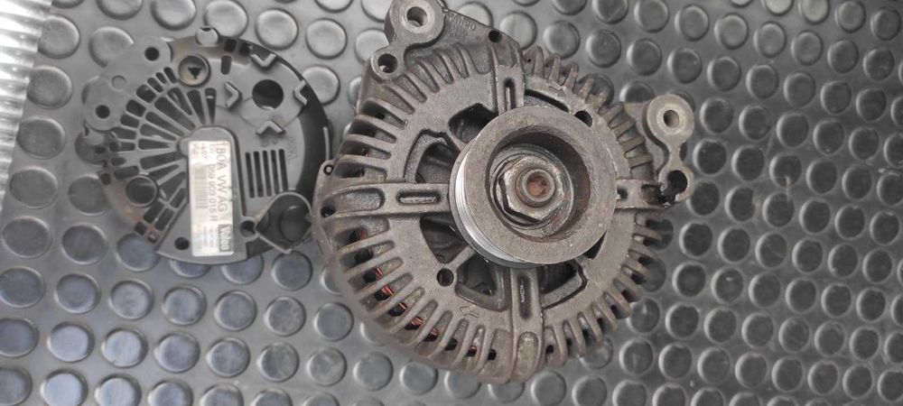 Генератор-алтернатор за Ауди А6 С6 4F динамо