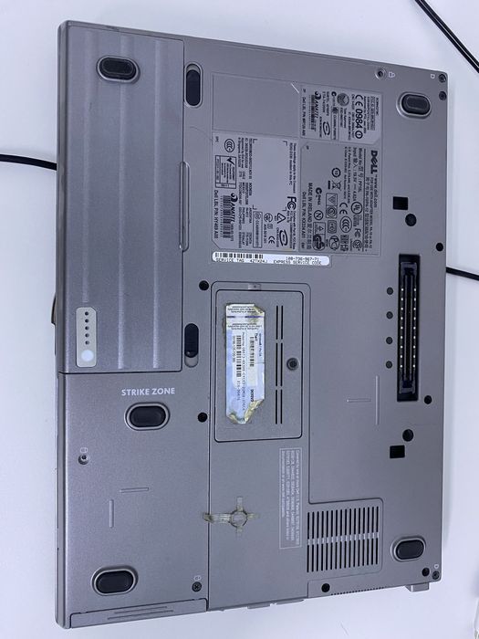 Ноутбук dell latitude