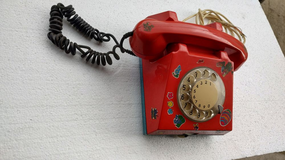 Vând telefon românesc vintage