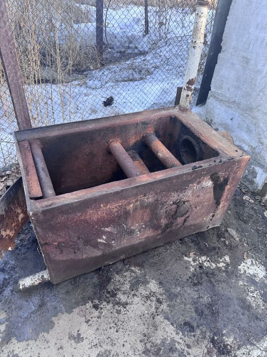 Продам печь дома с водными трубами