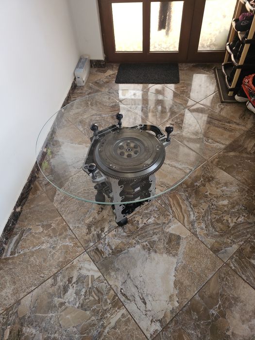 Masa de cafea bloc motor