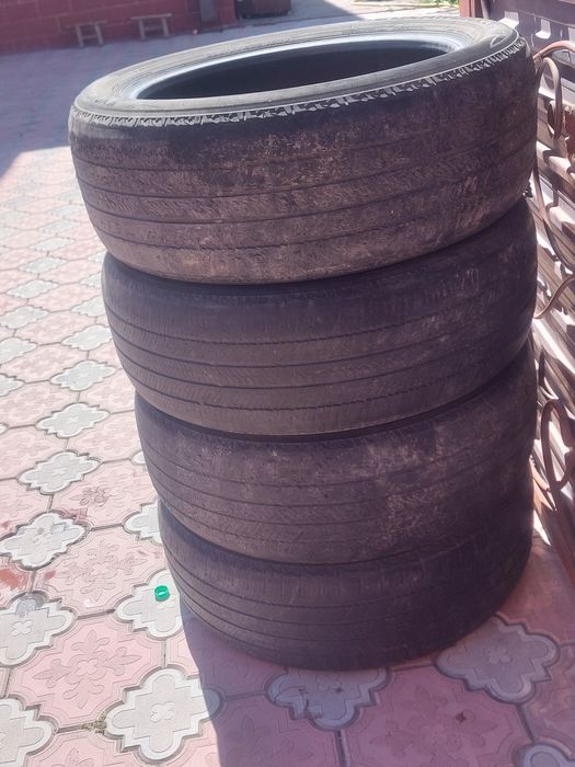 Продаю шины,цена договорная