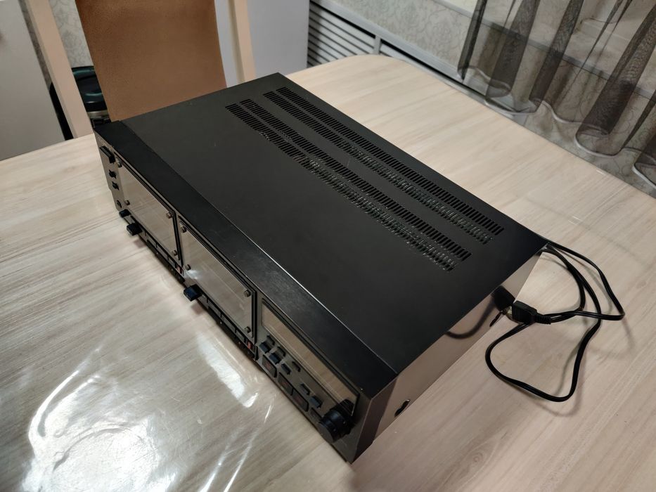 Кассетная дека SONY TC-WR 930