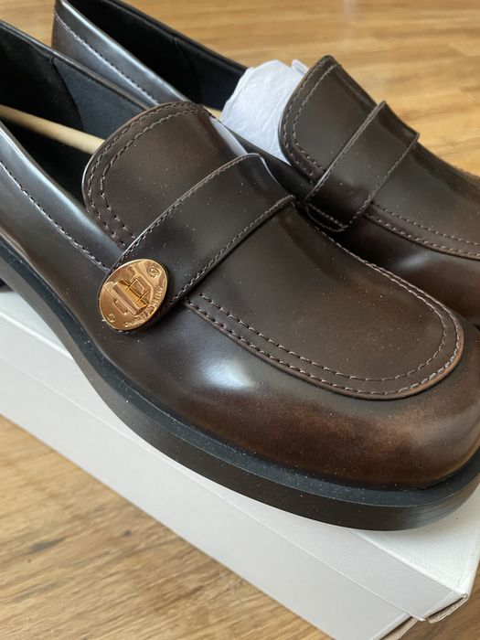 Лоферы Charles & Keith