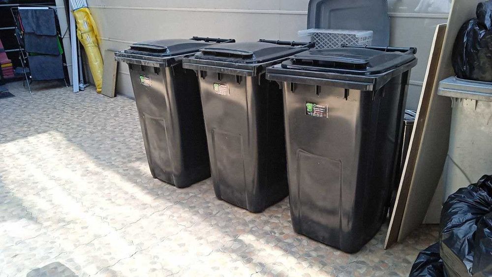 Мусорный бак китай расия  120л 240л 360л 660л 770л 1100л