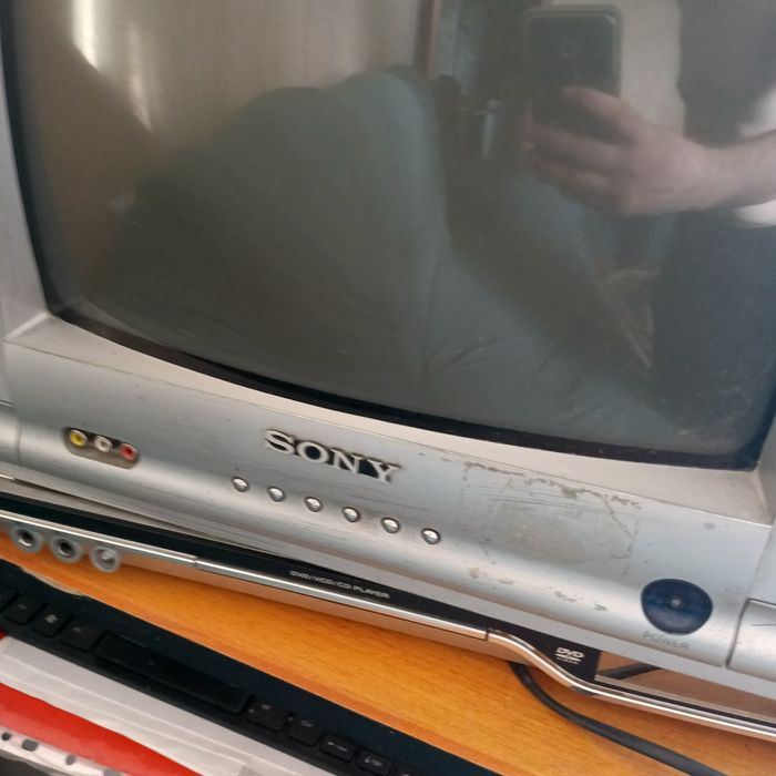 Продам телевизор сд проигрыватели