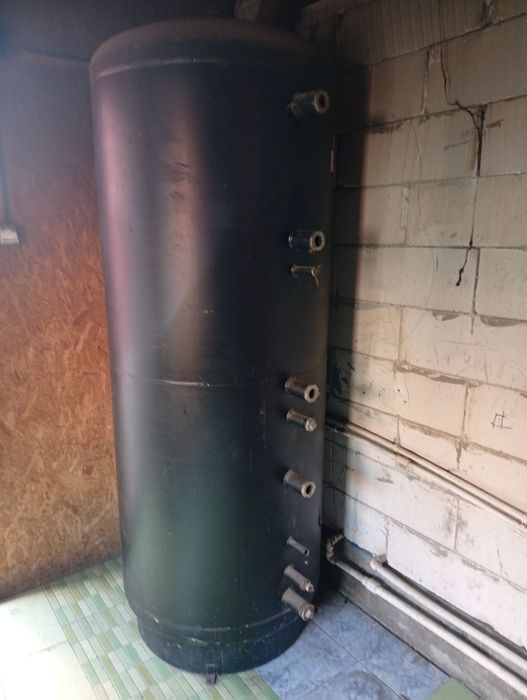 De vânzare pufer 1000litri