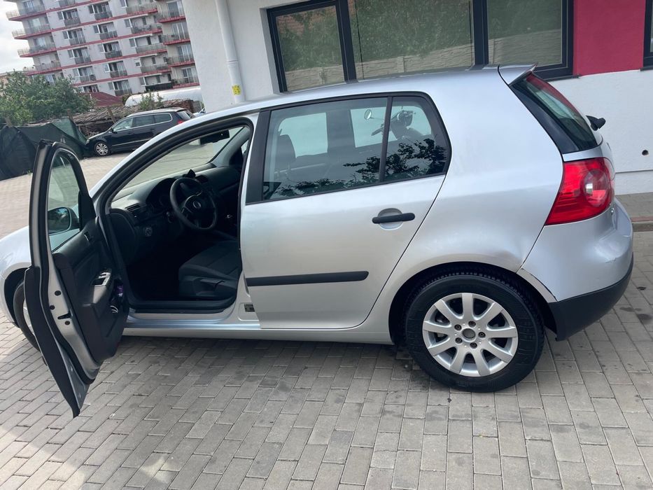 VOLKSWAGEN Golf 2003 — imagine 3