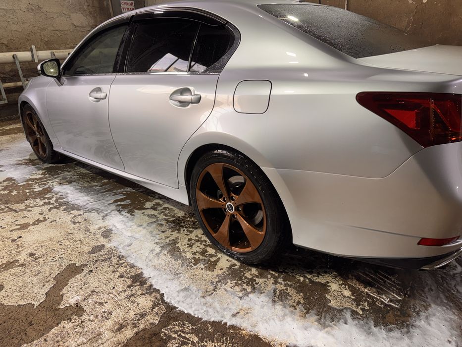 Диски с резиной R19 Lexus