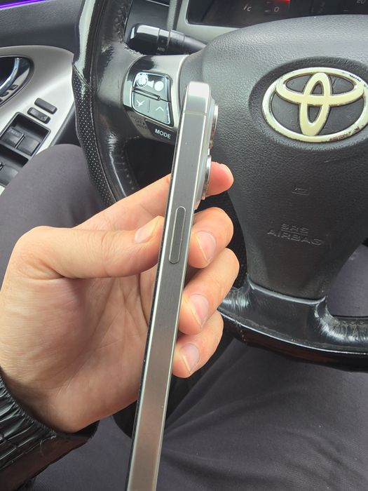 Iphone 15 pro 267 гб