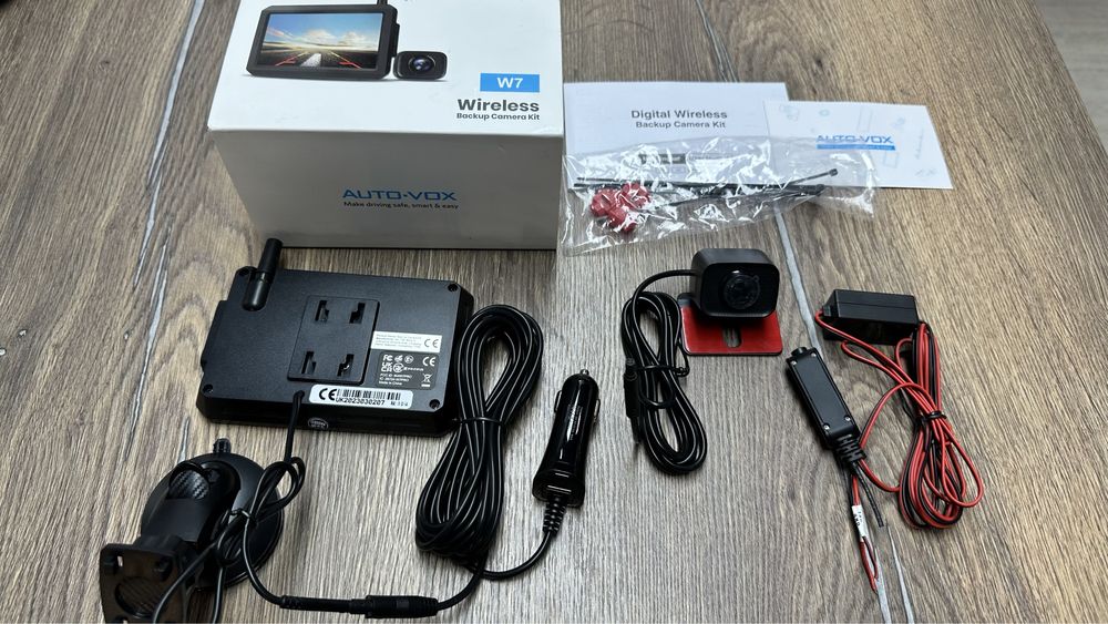 Камера за заден ход AUTO-VOX W7 PRO