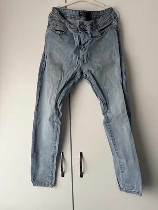 Lot haine marimea L (geaca, blugi, tricou, camasa)