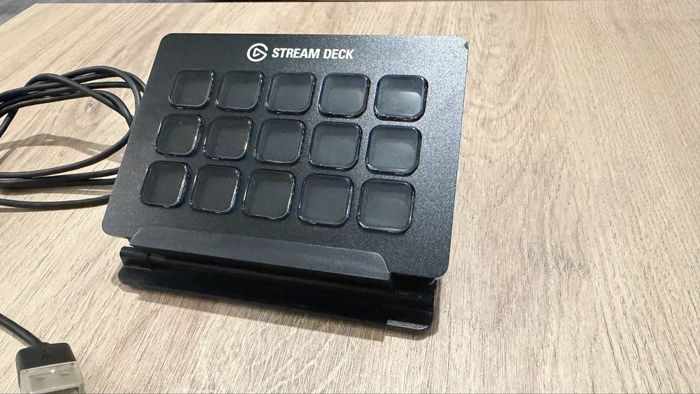 Elgato Stream Deck MK.2 15-Key | Отлично състояние | Оригинална кутия