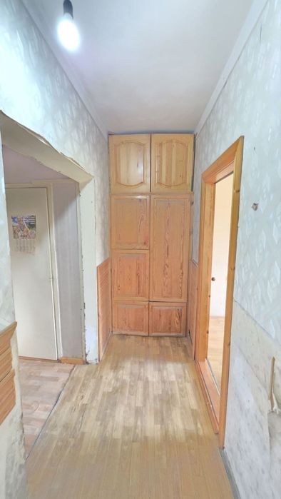 Чиланзар-19 кв 2/4/5.58м2 Срочно Продам квартиру срочно