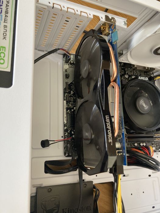 NVIDIA GeForce GTX 550 Ti