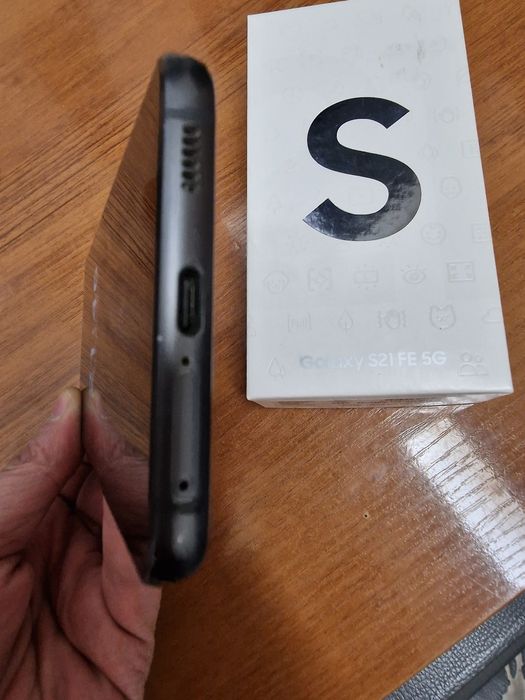 Samsung S21FE Grafit