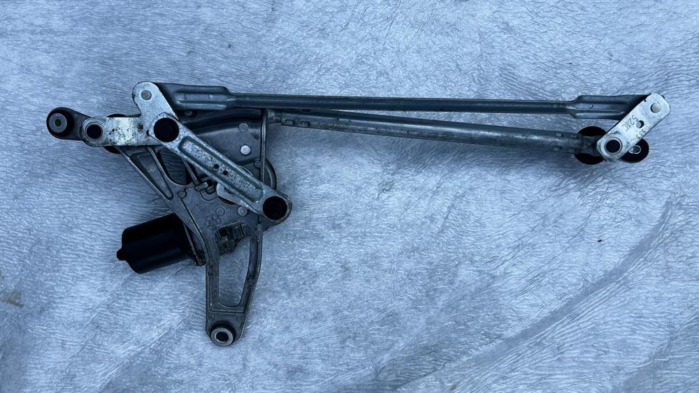 Ansamblu ștergătoare Audi A4 b9 A5 F5 8w an:2019 Volan Stanga