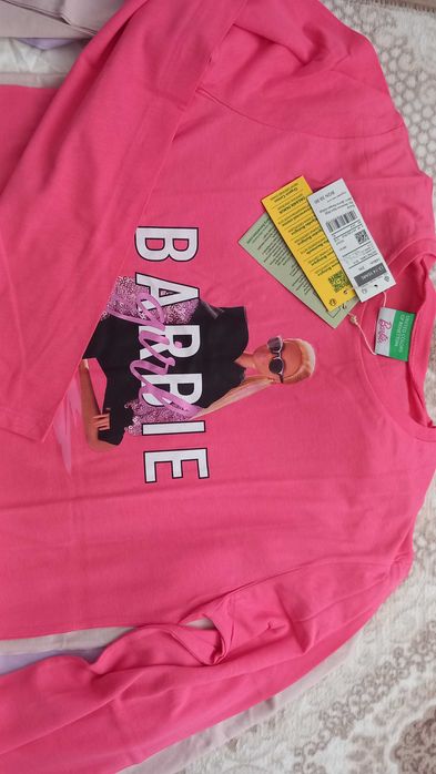 Блузки с дълъг ръкав 13-14 г., Спортен екип 3 части - 16 г. и  Пижама Barbie - 11/12 г.