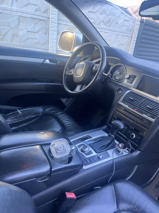 De vanzare audi Q7