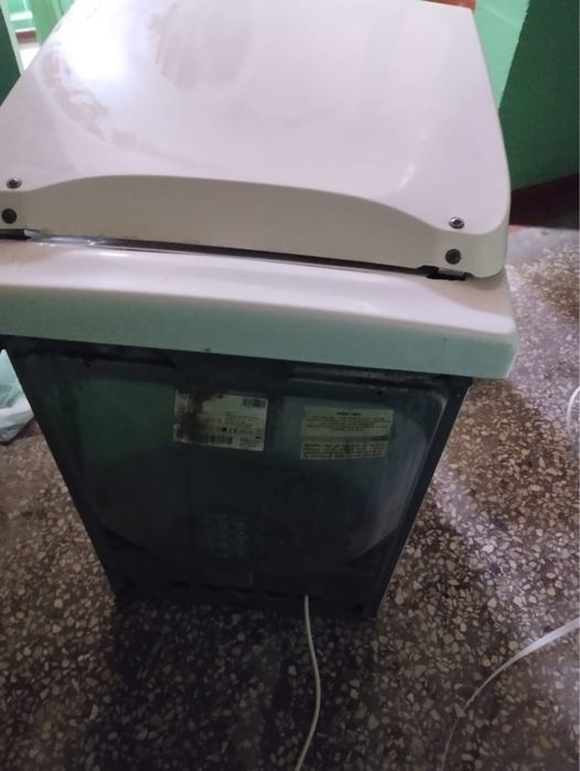 Газ плита продаю срочно