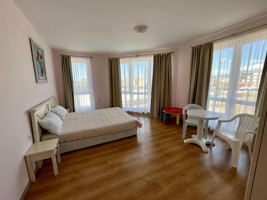 Продава се, 3-стаен, к.к Слънчев бряг