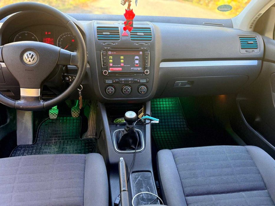 VOLKSWAGEN Golf 2008 — imagine 3
