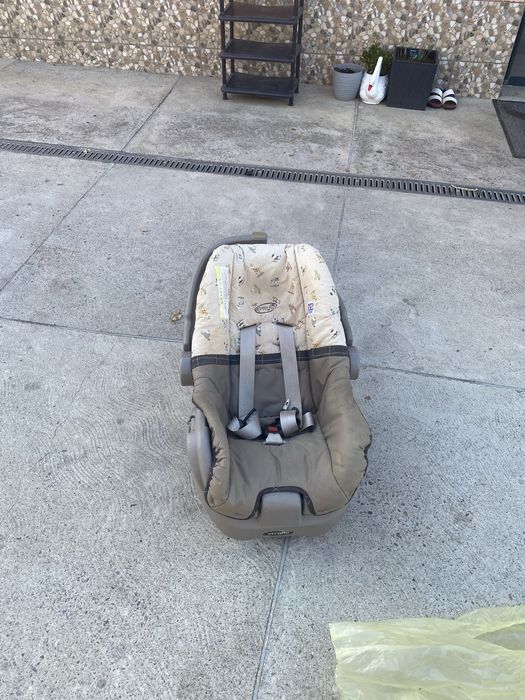 Vand scaun auto 250lei