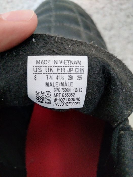 Продам бутсы adidas